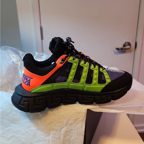 Versace - Trigreca Monogram Sneaker 42 (9) Green Multi - Picture 9 of 13